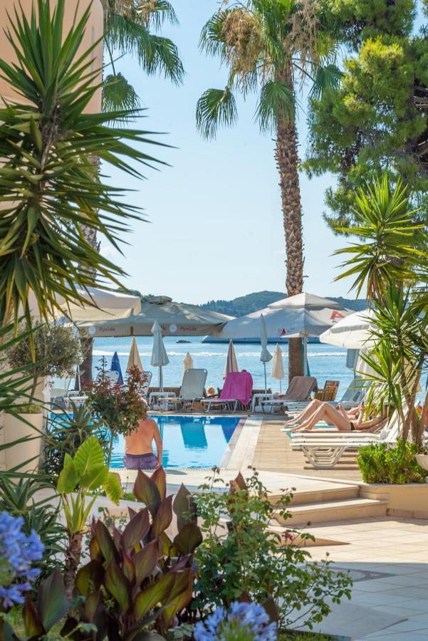 Orion Hotel Nidrí Kültér fotó