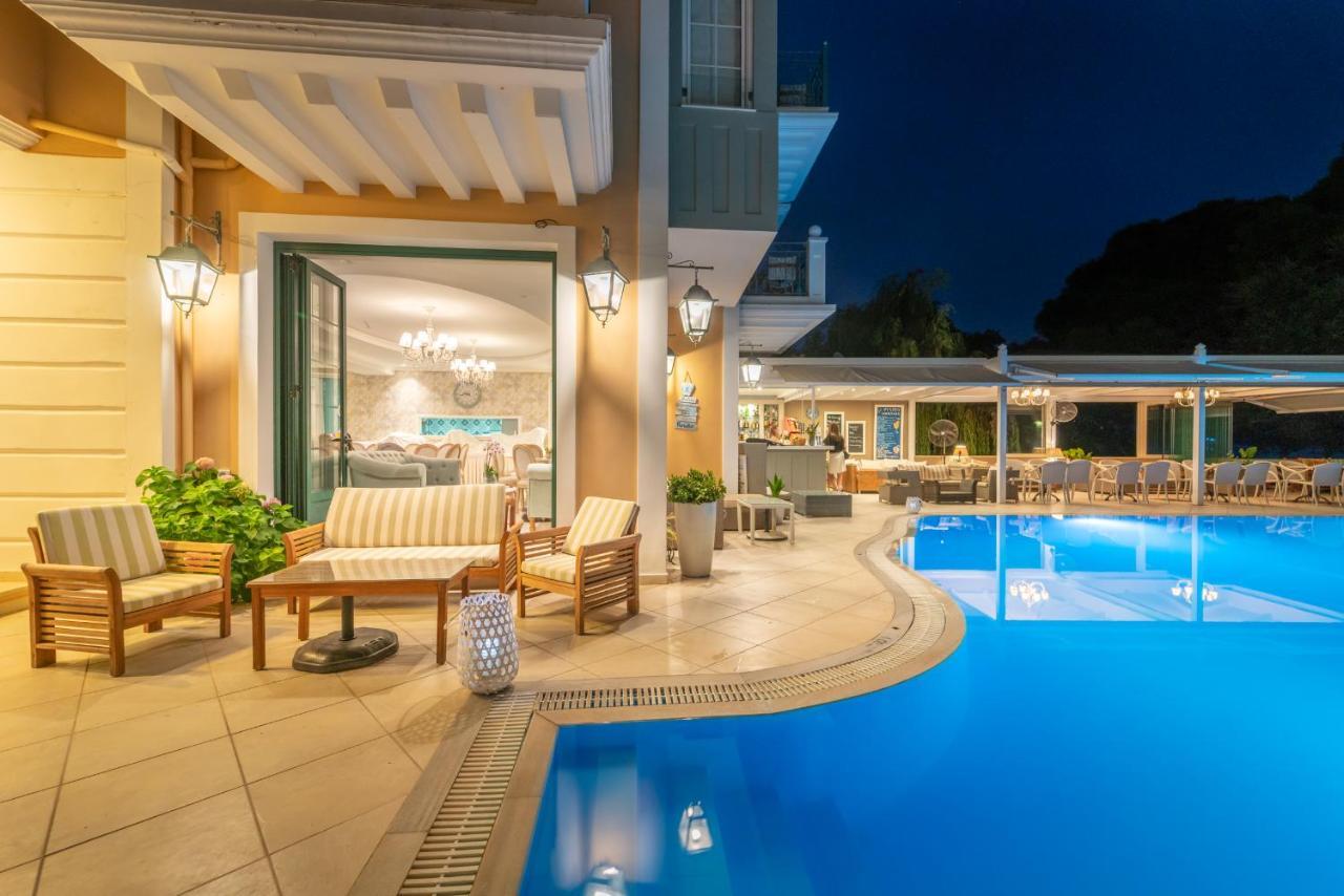 Orion Hotel Nidrí Kültér fotó