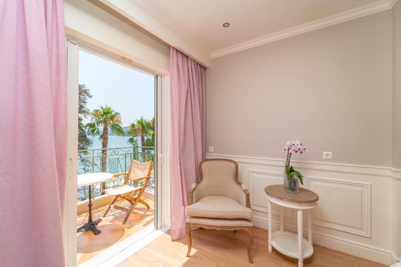 Orion Hotel Nidrí Kültér fotó